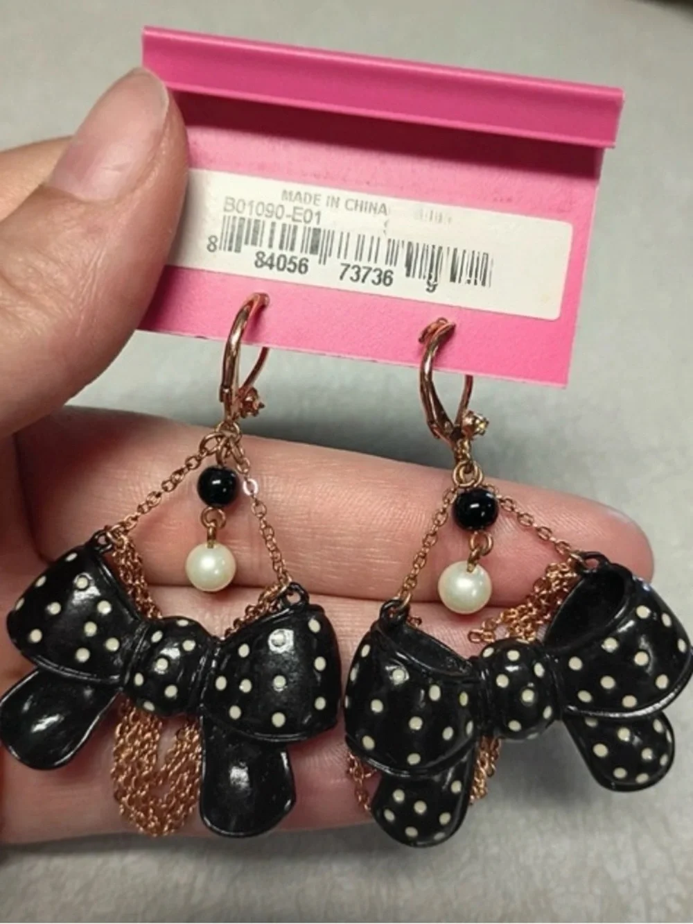 BETSEY JOHNSON Vintage Alice in Wonderland Polka Dotted Bow Earrings NEW NWT